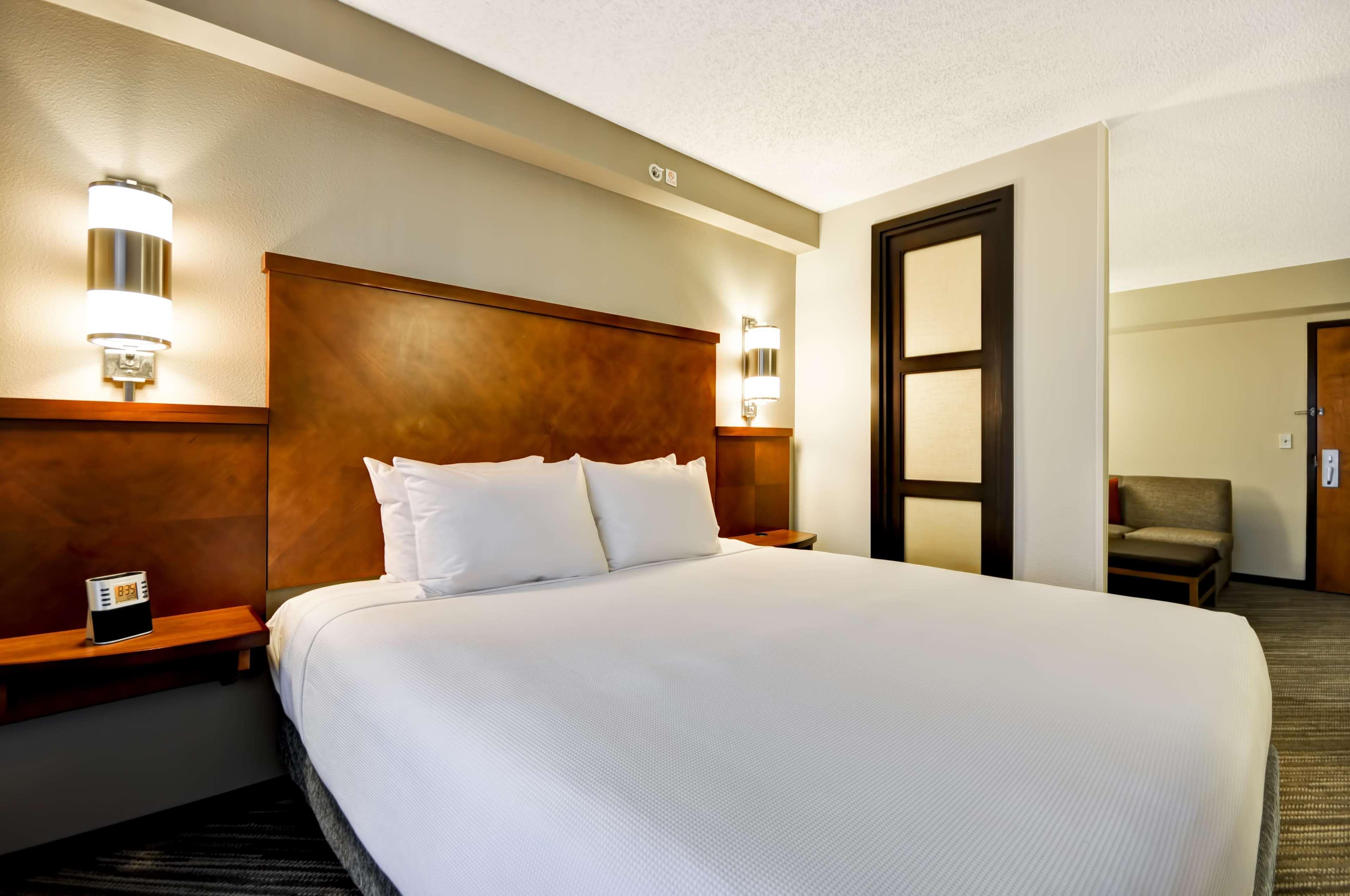 Hyatt Place Albuquerque Uptown Екстер'єр фото