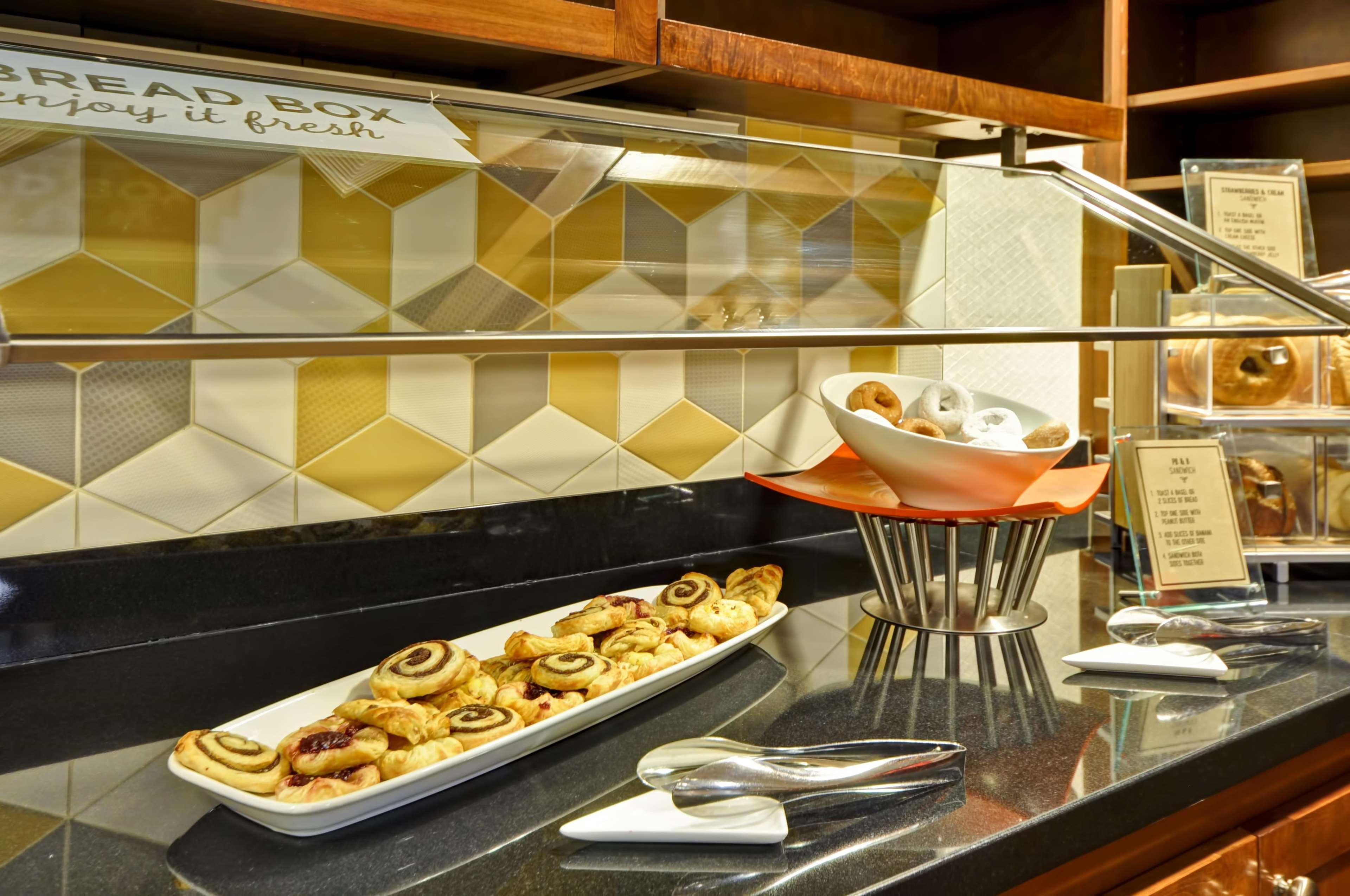 Hyatt Place Albuquerque Uptown Екстер'єр фото