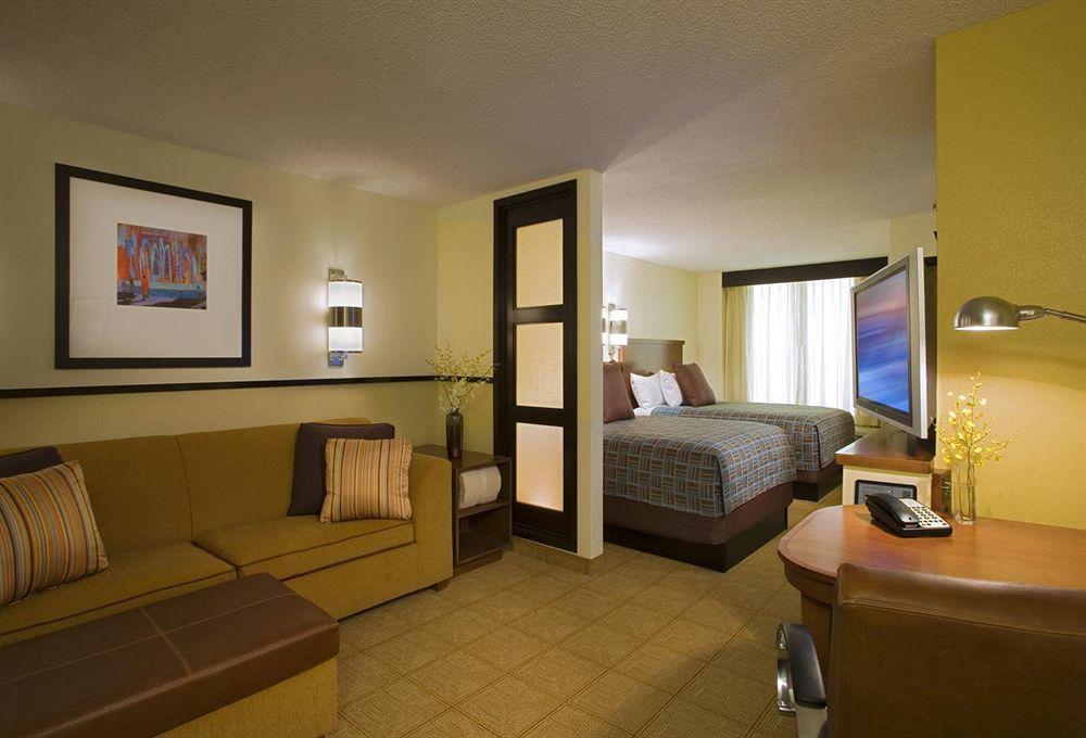 Hyatt Place Albuquerque Uptown Номер фото